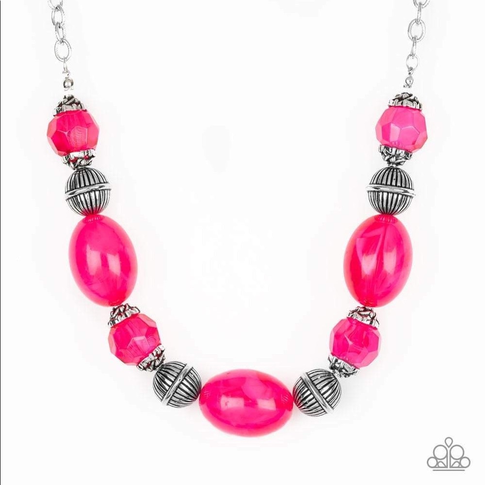 Set necklace with earrings